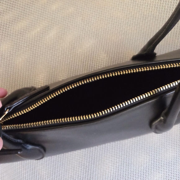 H&M Black Oblong Shoulder Bag - Picture 6 of 7